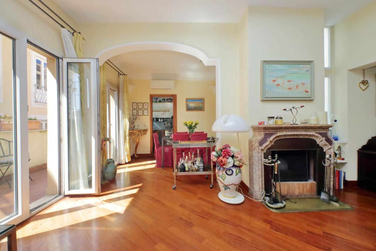 Appartamento 4bnb - Luxury Trevi W Terrace
